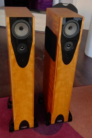 9FD041EF-7677-43ED-95AA-B0CAB4E99EB7_1_105_c